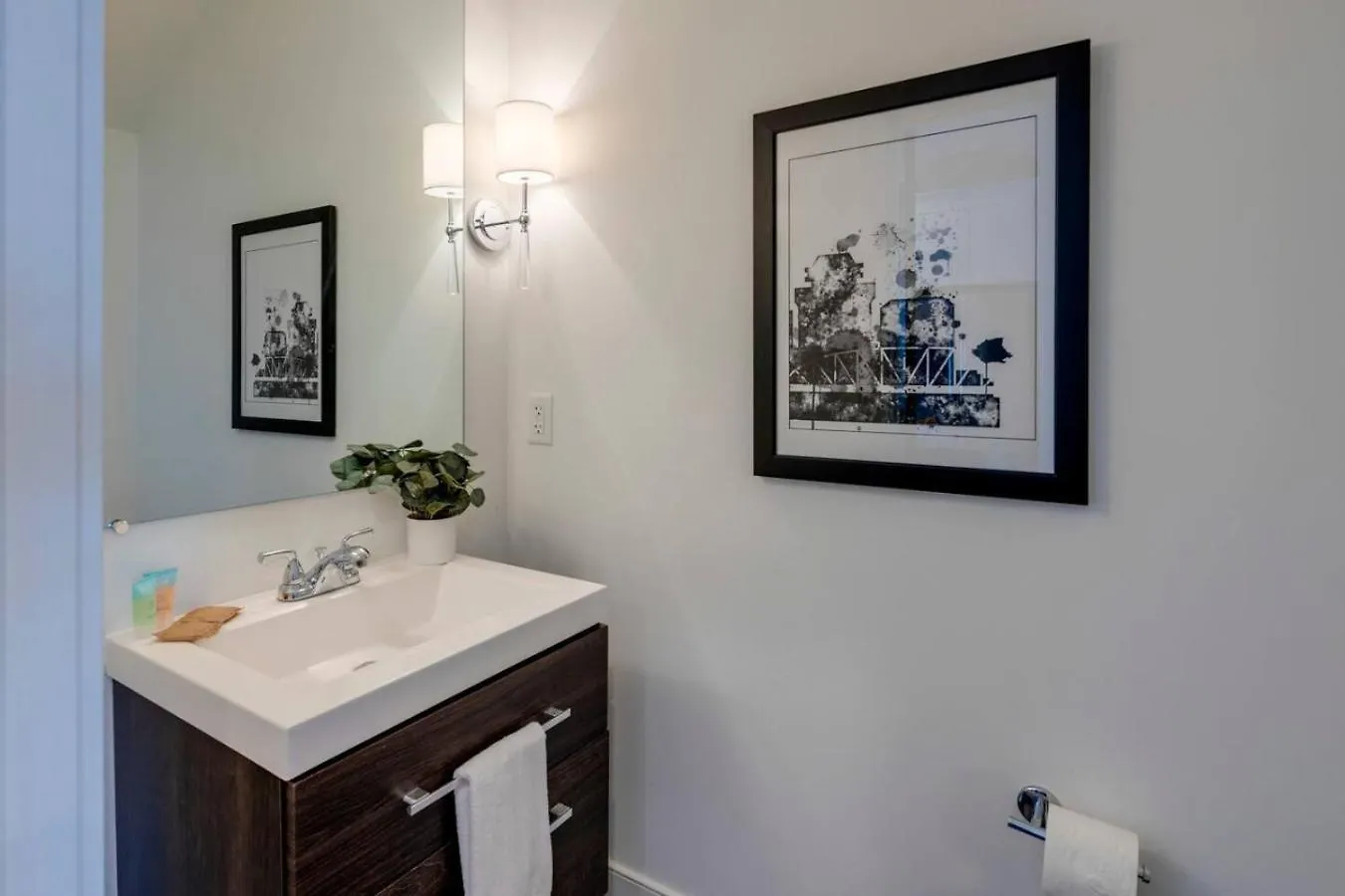 Holiday home Beautiful Townhomes 2 Units With Outdoor Patios Nashville