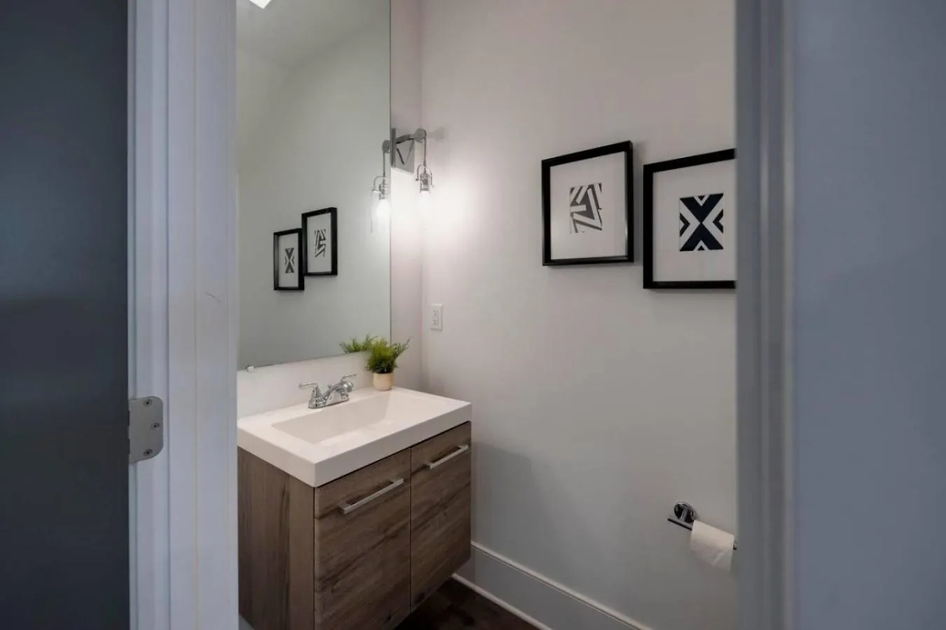 Beautiful Townhomes 2 Units With Outdoor Patios Nashville 0*,  United States